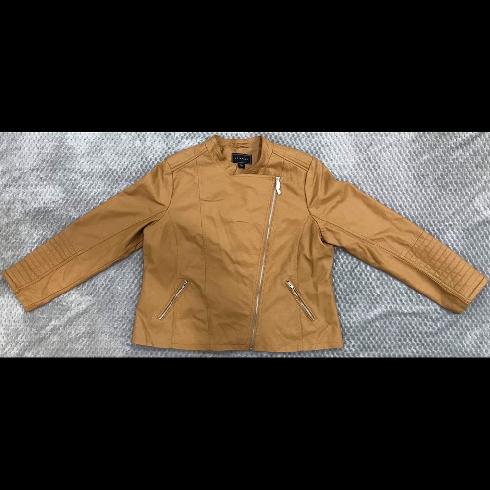 Women’s plus faux Leather jacket